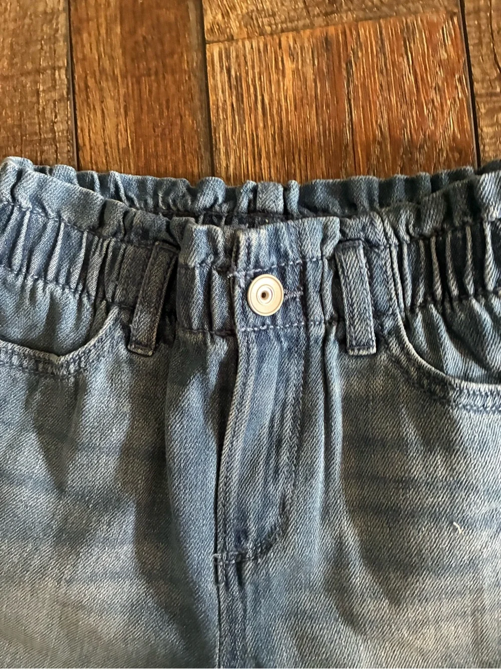 The Children’s Place sz 5 Light Blue Denim Shorts with Elastic Waist nwt